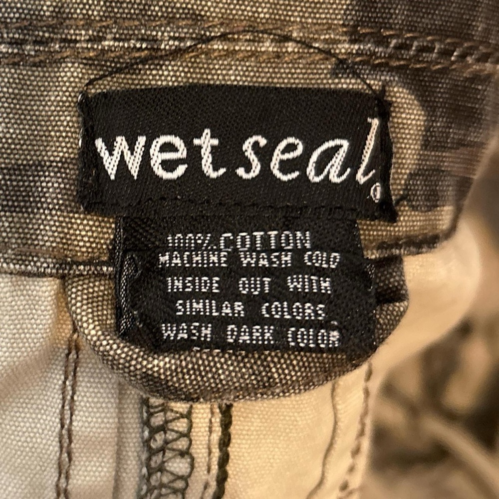 Y2K Vintage Wet Seal Camo Embroidery Jacket - Picture 6 of 6